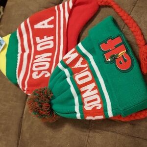 2 !!! Nwt,ELF Green and Red Knit Beanies